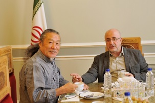 49711_635490773536182792_m